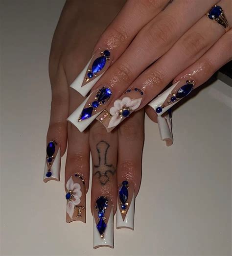 royal blue nails with rhinestones|blue quinceanera nails.